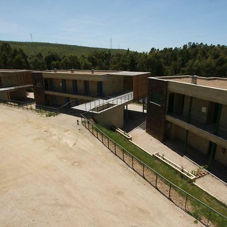 Apartamentos Villa Vacacional Castuera Esterno foto