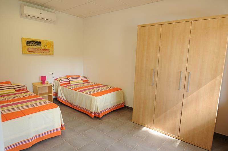 Apartamentos Villa Vacacional Castuera Esterno foto
